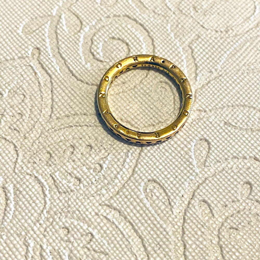 Pandora ring